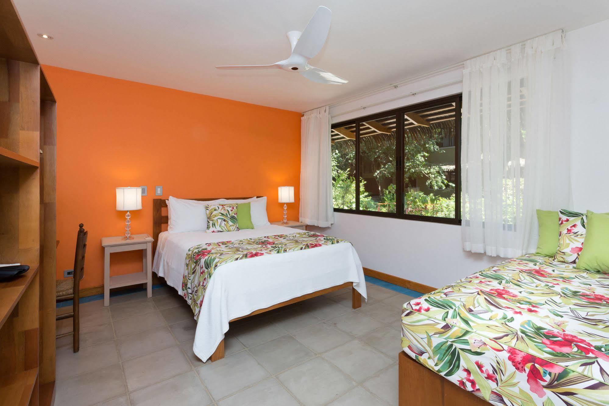 Olas Verdes Hotel Носара Екстериор снимка